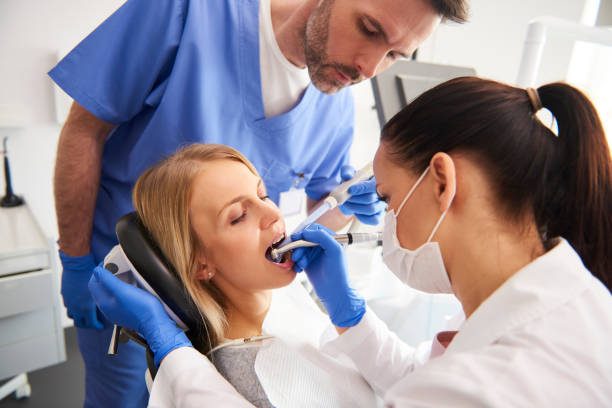 Best Tooth Extraction  in Lithonia, GA